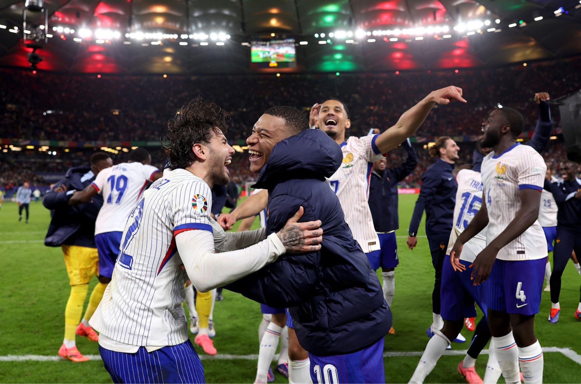 法国队对阵阿尔巴尼亚队,欧洲预选赛厮杀 法国队对阵阿尔巴尼亚队,欧洲预选赛厮杀