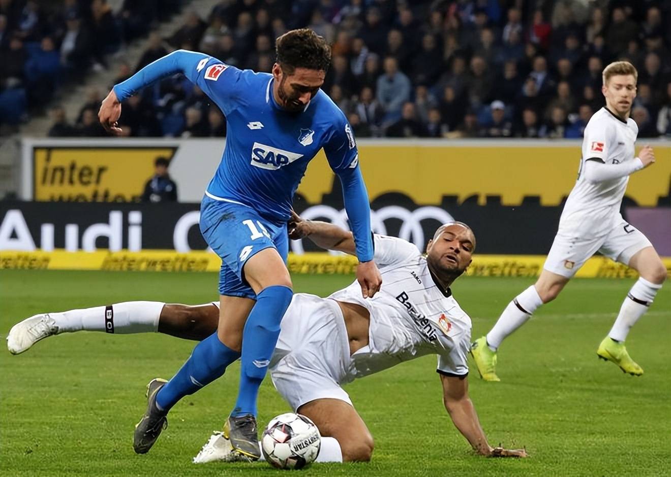 勒沃库森在主场击败劲旅，继续保持胜利步伐的简单介绍