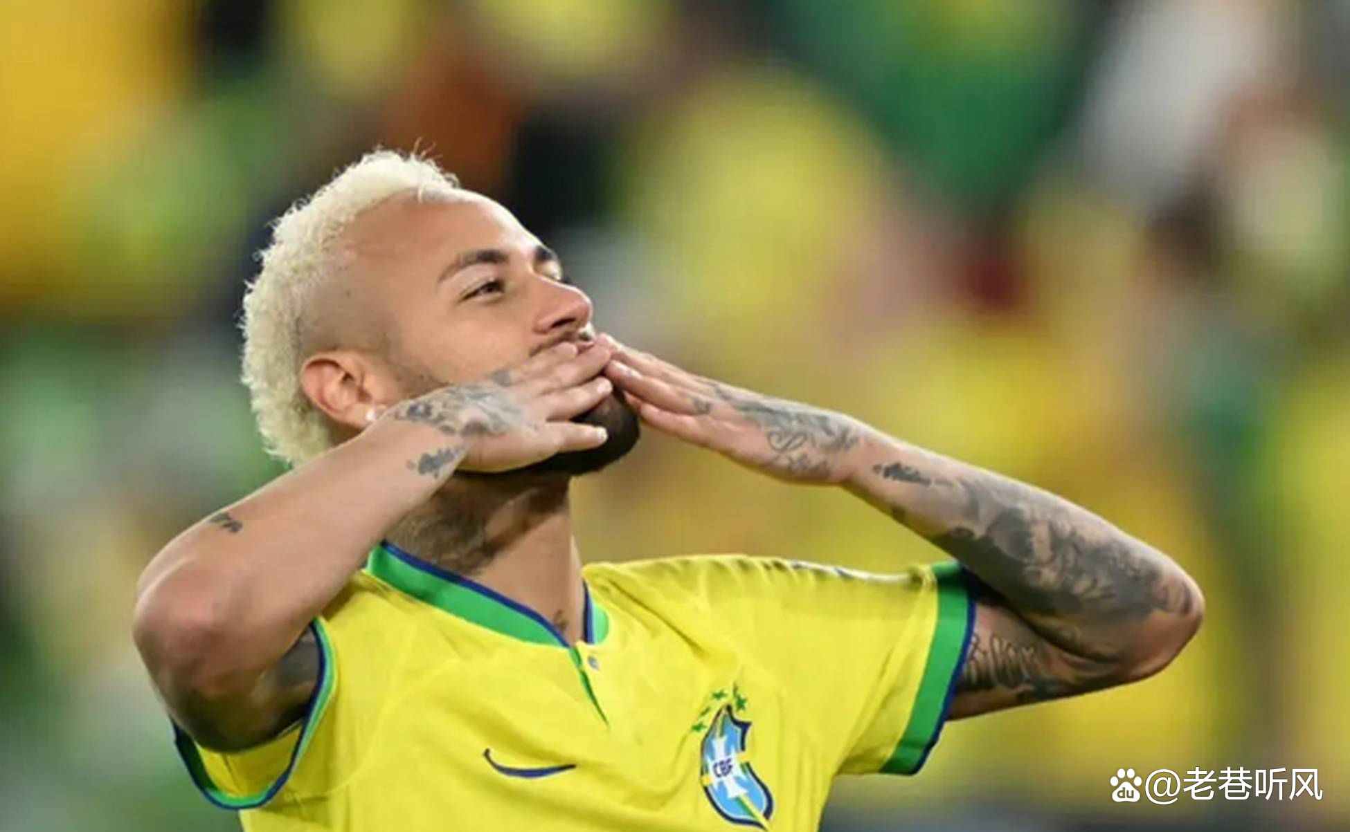 关于巴西球员表现出色，赢得球迷掌声和赞誉的信息