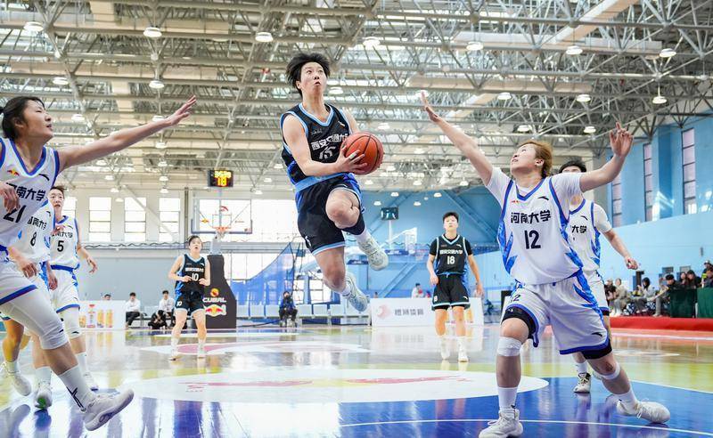开云体育官网-中国篮球超级联赛女子双打角逐