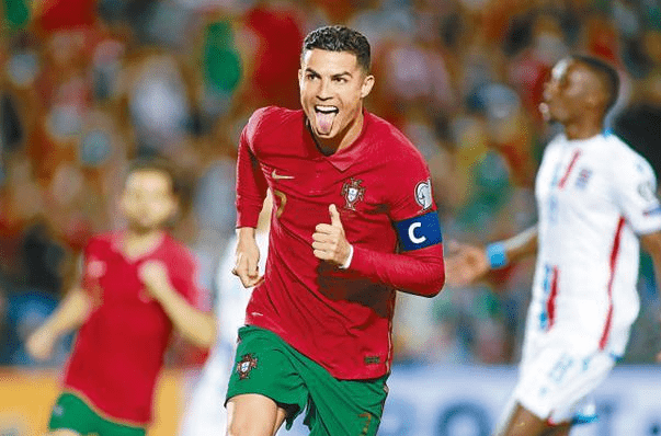 开云体育下载-包含强势登顶！国家队英勇作战，赢取关注和赞誉的词条