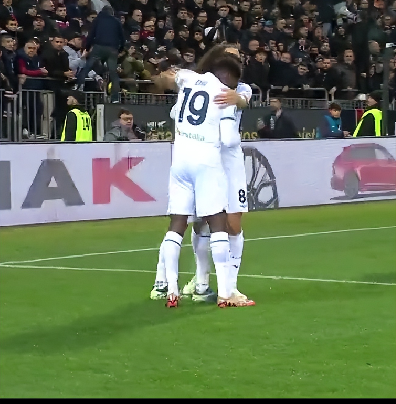 开云体育入口-意大利主场轻取对手，连胜保持