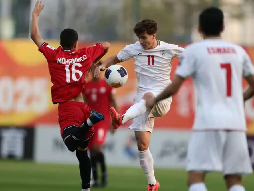 开云体育app-伊朗球队在比赛中闪耀，赢得观众喝彩