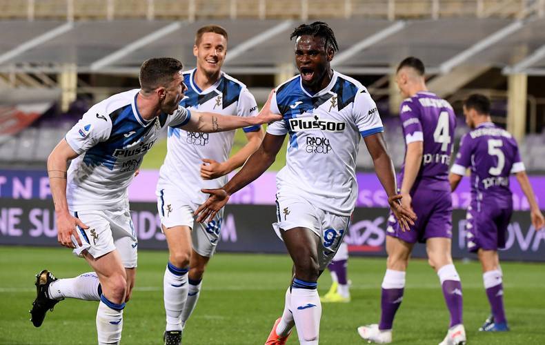 意甲球队:球员间默契配合备战大比拼 意甲球队:球员间默契配合备战大比拼