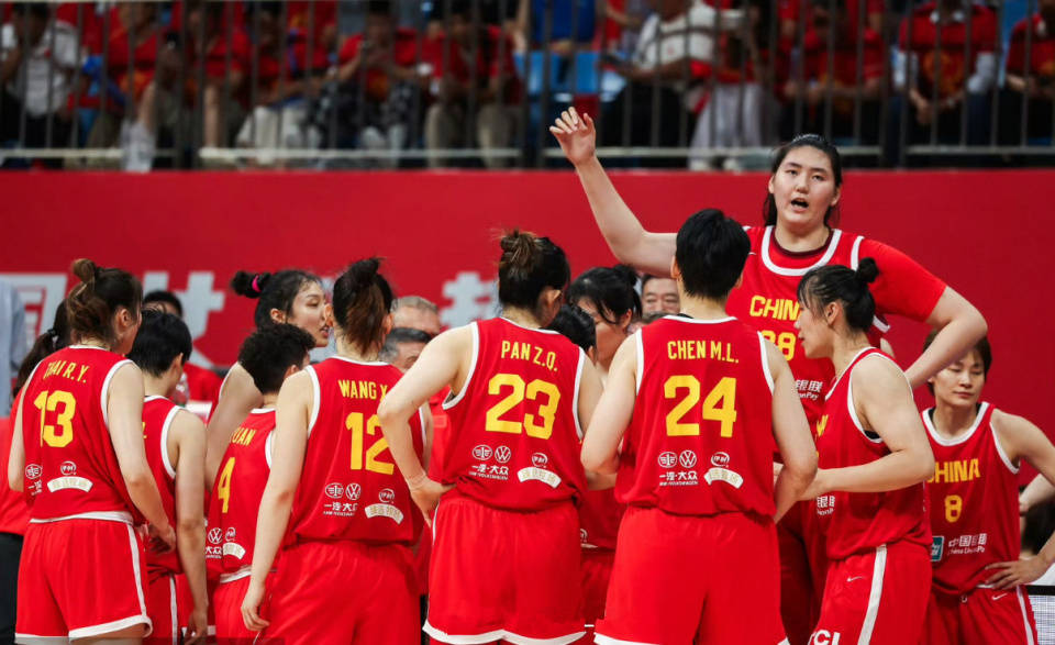 哥伦比亚女篮队实现历史性胜利 哥伦比亚女篮队实现历史性胜利