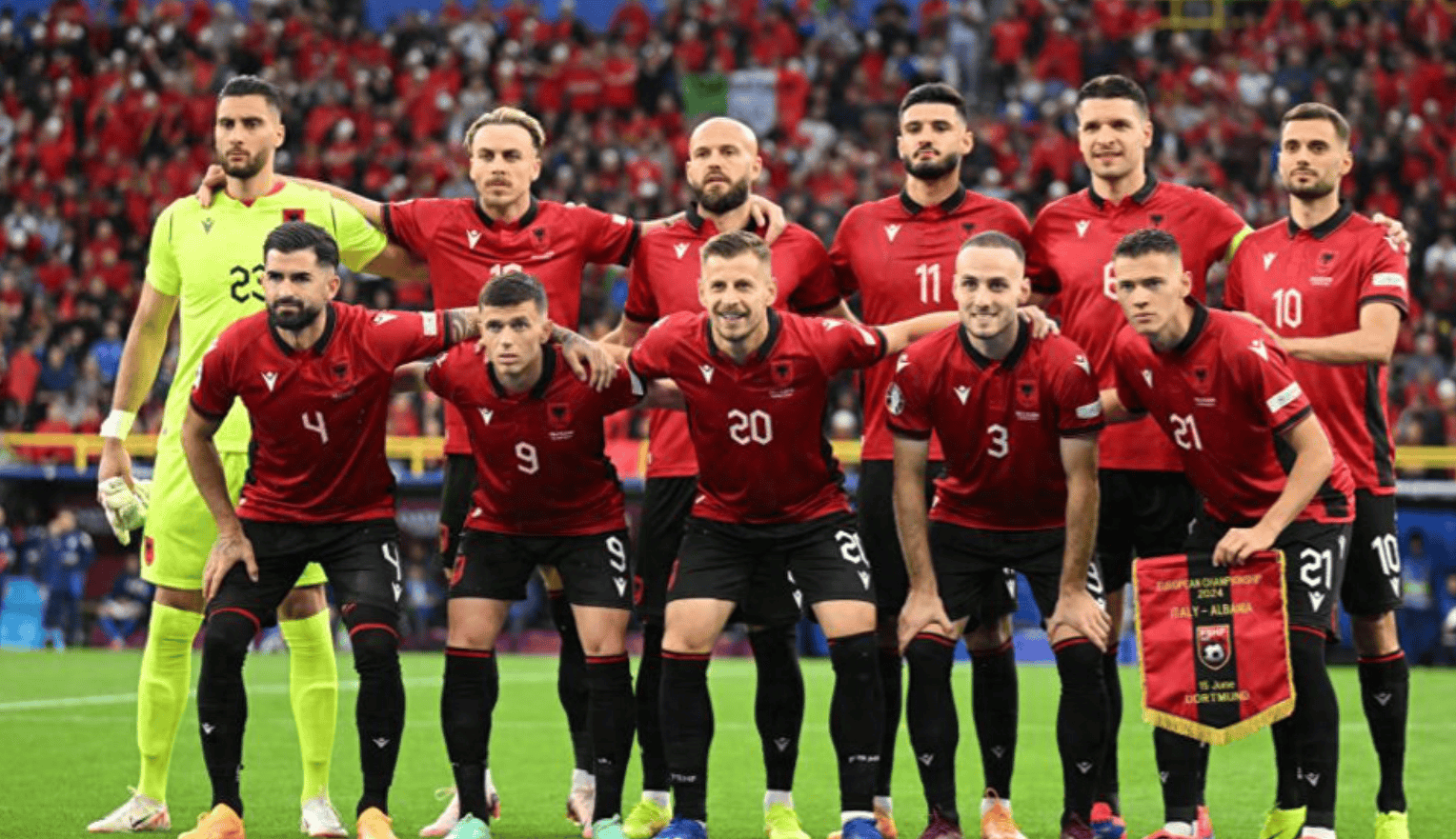 塞尔维亚队在比赛中碰到强队,面对艰难 塞尔维亚队在比赛中碰到强队,面对艰难