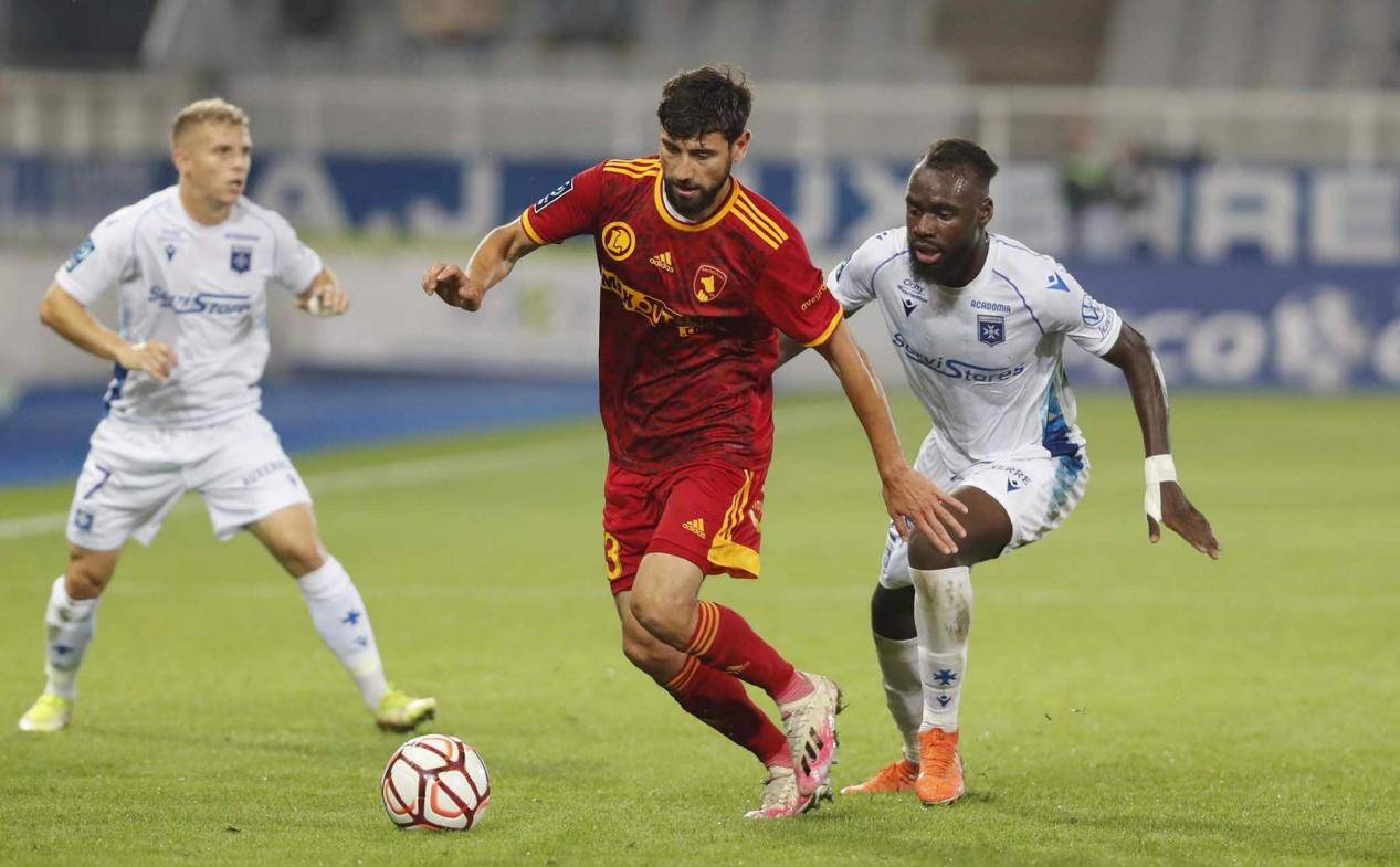 包含圣埃蒂安击败巴黎FC,豪取大胜的词条 包含圣埃蒂安击败巴黎FC,豪取大胜的词条