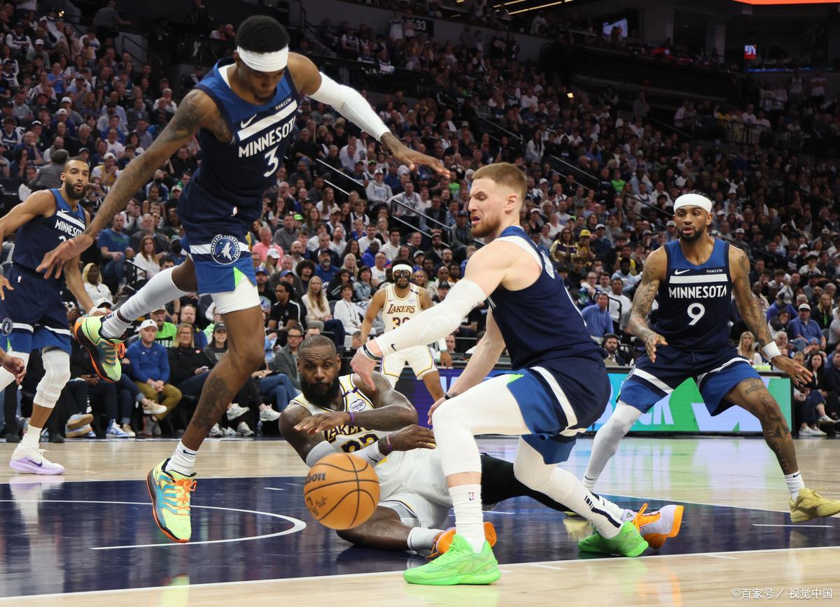 森林狼队上轮比赛惨遭重创,备战下一战困难重重的简单介绍 森林狼队上轮比赛惨遭重创,备战下一战困难重重的简单介绍