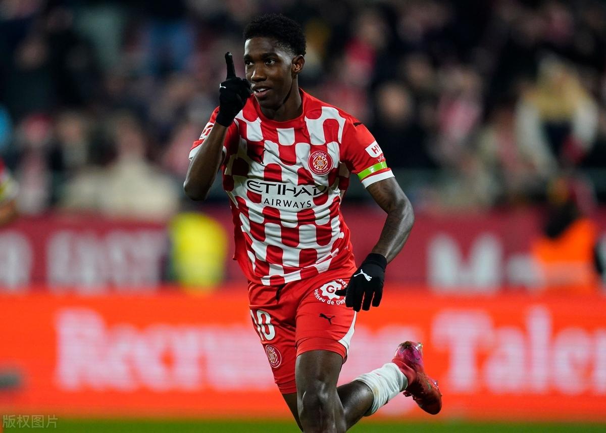 赫罗纳在主场遭遇失利,连败势头难止 赫罗纳在主场遭遇失利,连败势头难止