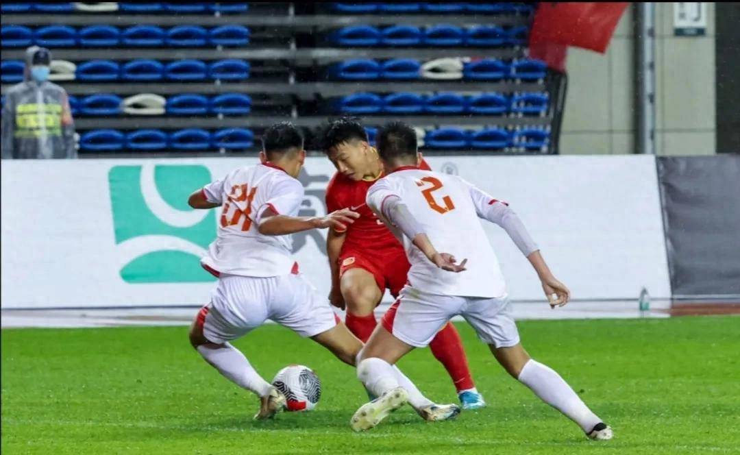 开云体育平台APP-越南俱乐部球员在国际赛场斩获关键进球的简单介绍