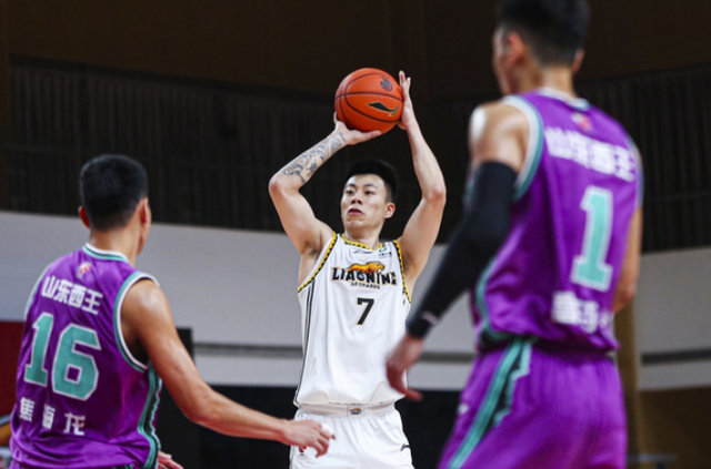 开云体育登录-云南男篮硬战取胜，晋级前景看好