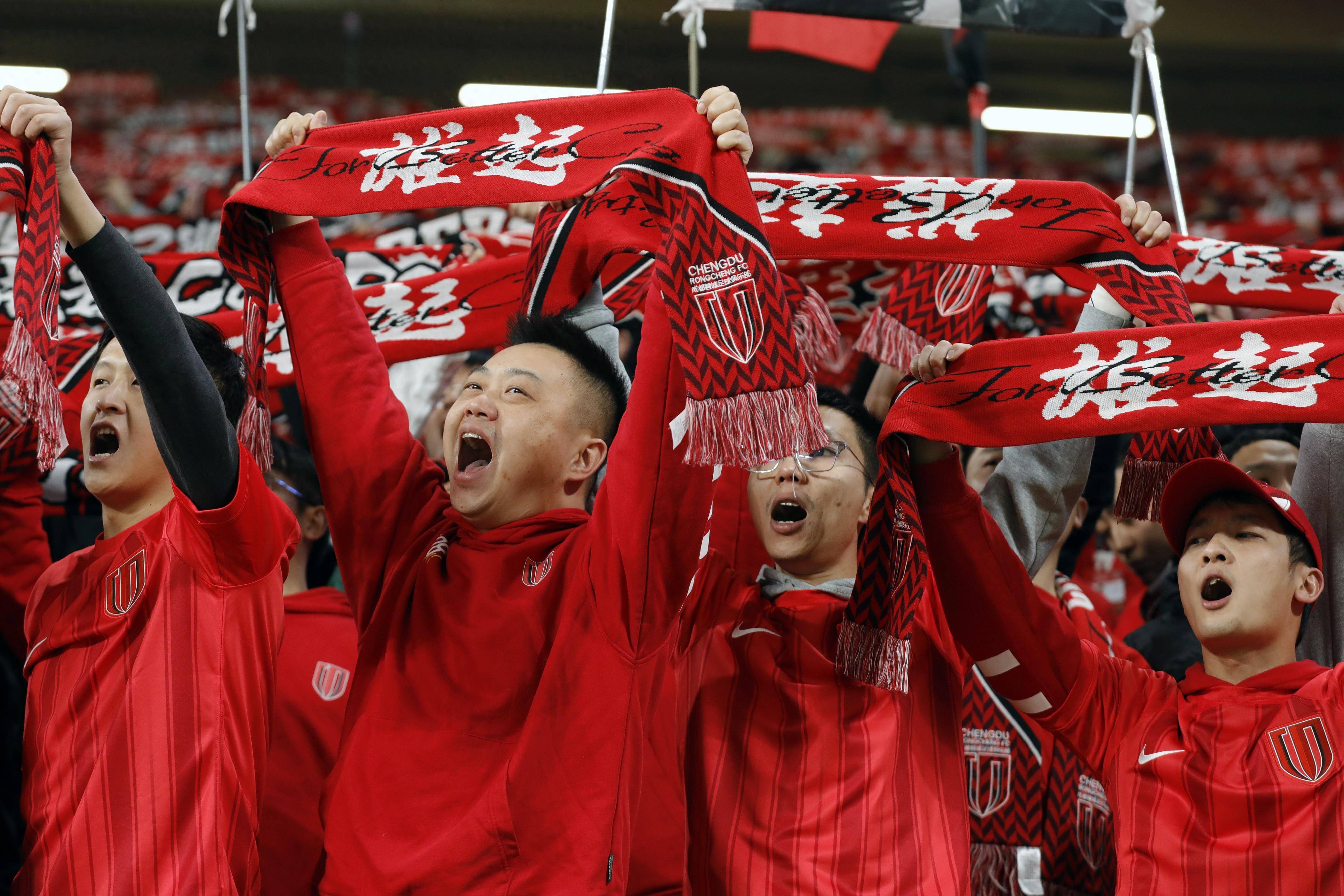 国内足球联赛球队的激烈角逐吸引眼球 国内足球联赛球队的激烈角逐吸引眼球