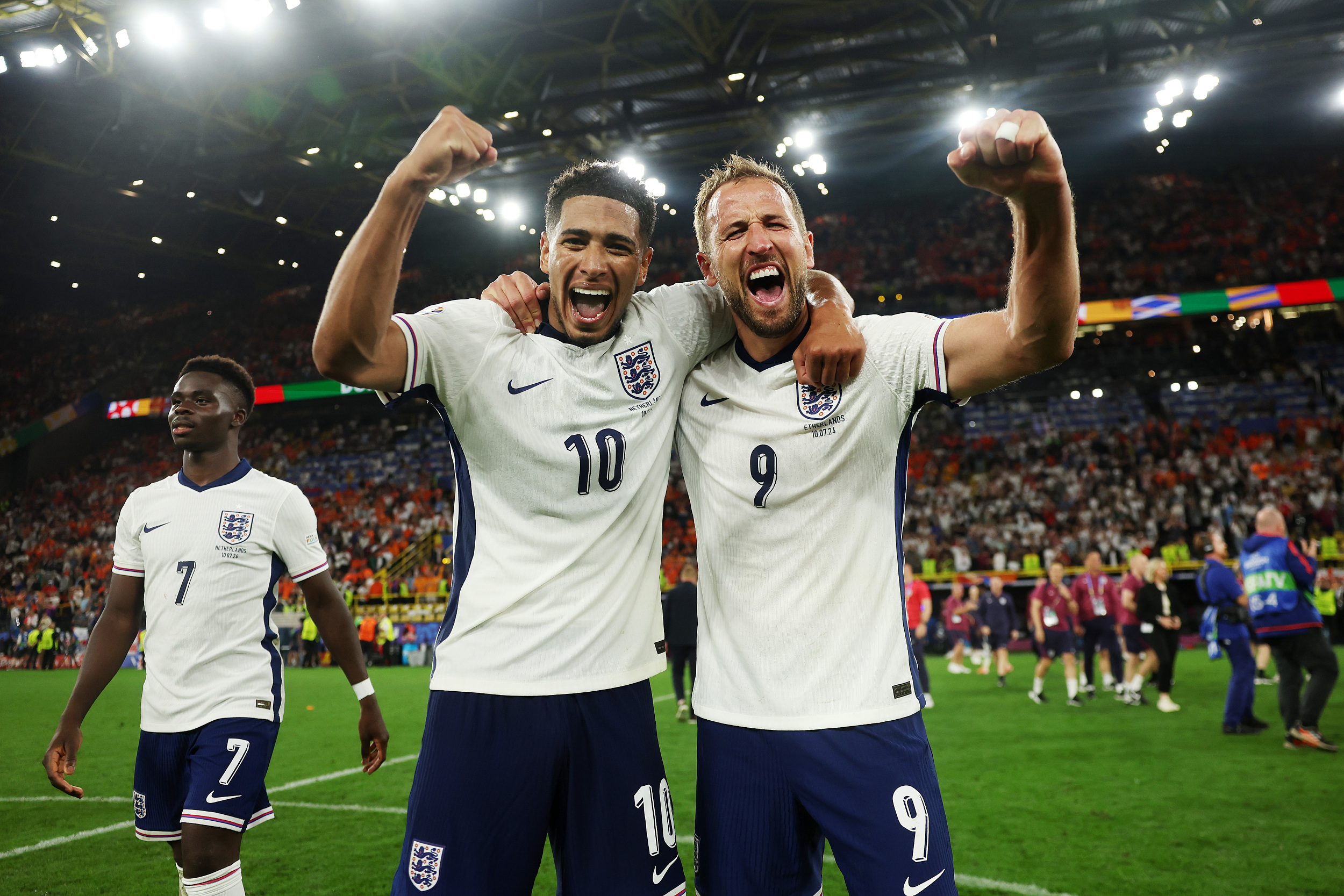 英格兰队在欧预赛比赛中完胜对手 英格兰队在欧预赛比赛中完胜对手