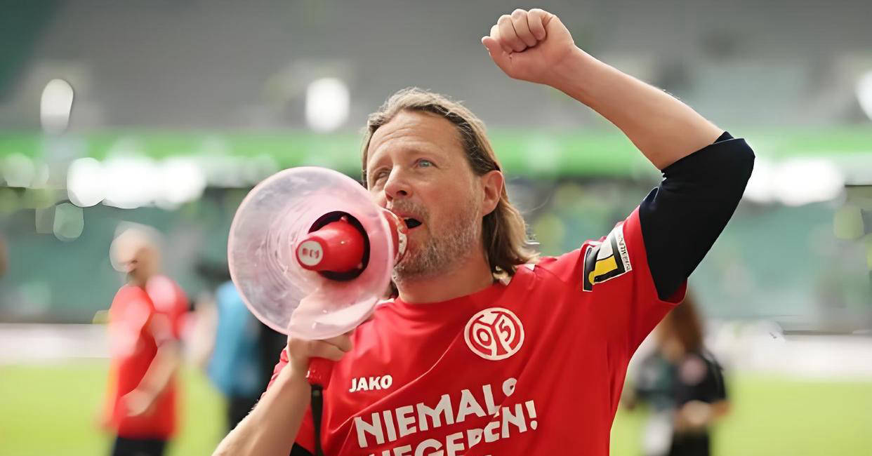 开云体育下载-美因茨队员状态火爆，在主场大获全胜