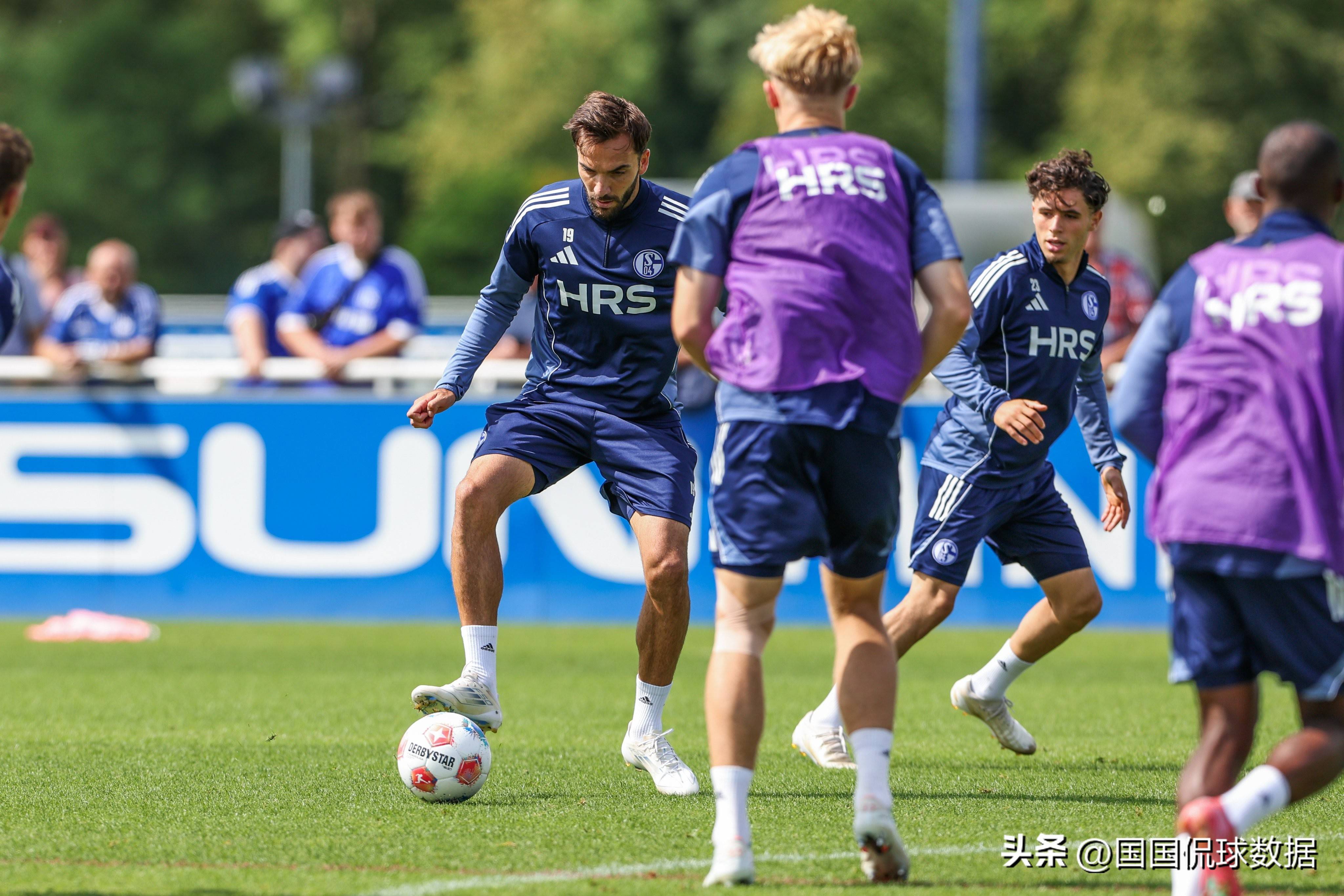 开云体育官方网站-沙尔克球星将接受医疗保健项目辅导的简单介绍