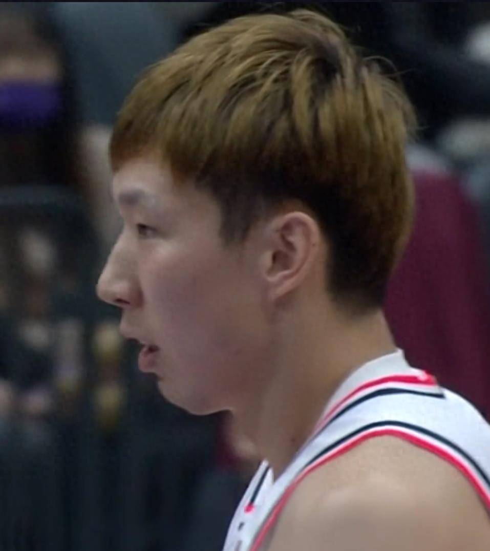 广东队取得连胜,实力雄厚展现无敌 广东队取得连胜,实力雄厚展现无敌