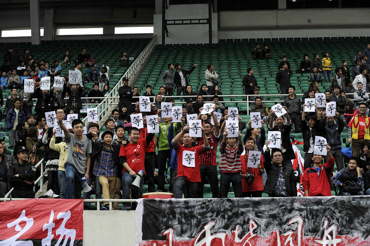 关于G2横扫100T,Clid极限生还后反打焦点之战成都决赛之夜,成为赛场最大亮点的信息 关于G2横扫100T,Clid极限生还后反打焦点之战成都决赛之夜,成为赛场最大亮点的信息