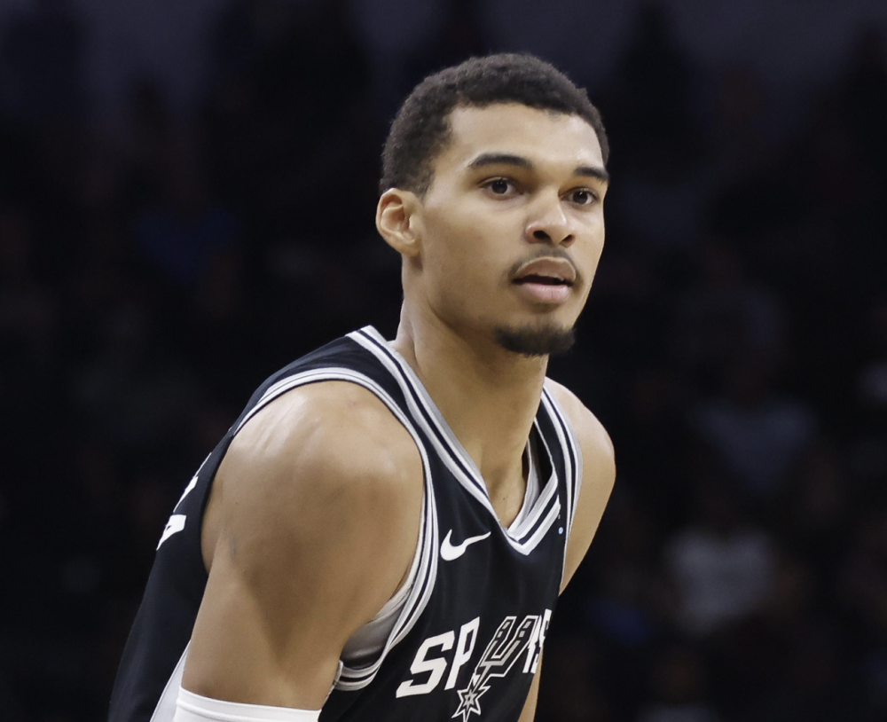 开云APP-KT绝杀HKA，Viper极限生还后反打宿敌对决四强赛，点燃全场激情