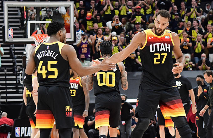 爵士队内部战略调整,迎来新的变化 爵士队内部战略调整,迎来新的变化