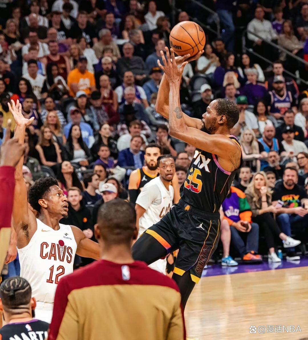 公牛首战失利,教练组展望未来备季后赛 公牛首战失利,教练组展望未来备季后赛