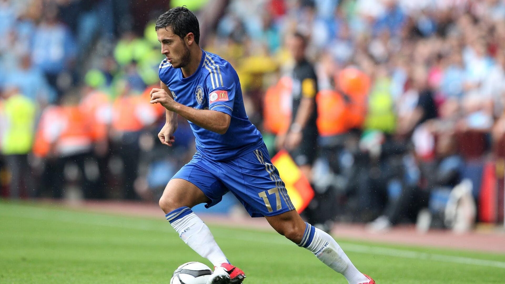 许昕点燃赛场，瑞典队险胜日本队演绎乒乓球经典