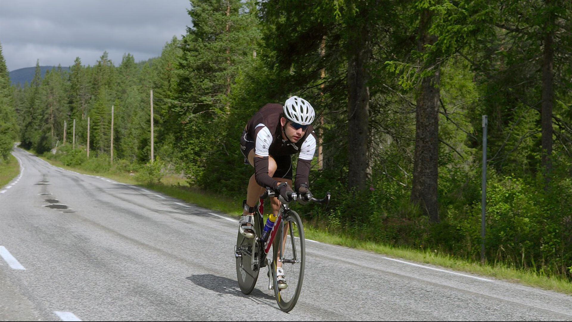 利拉德领袖风采再现,四川队顽强力克新疆队